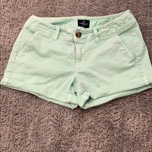 Cute American Eagle Shorts. Midi Stretch.